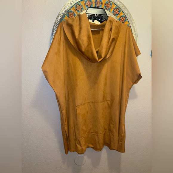 Bryn Walker faux suede pocket poncho tunic - Picture 1 of 7